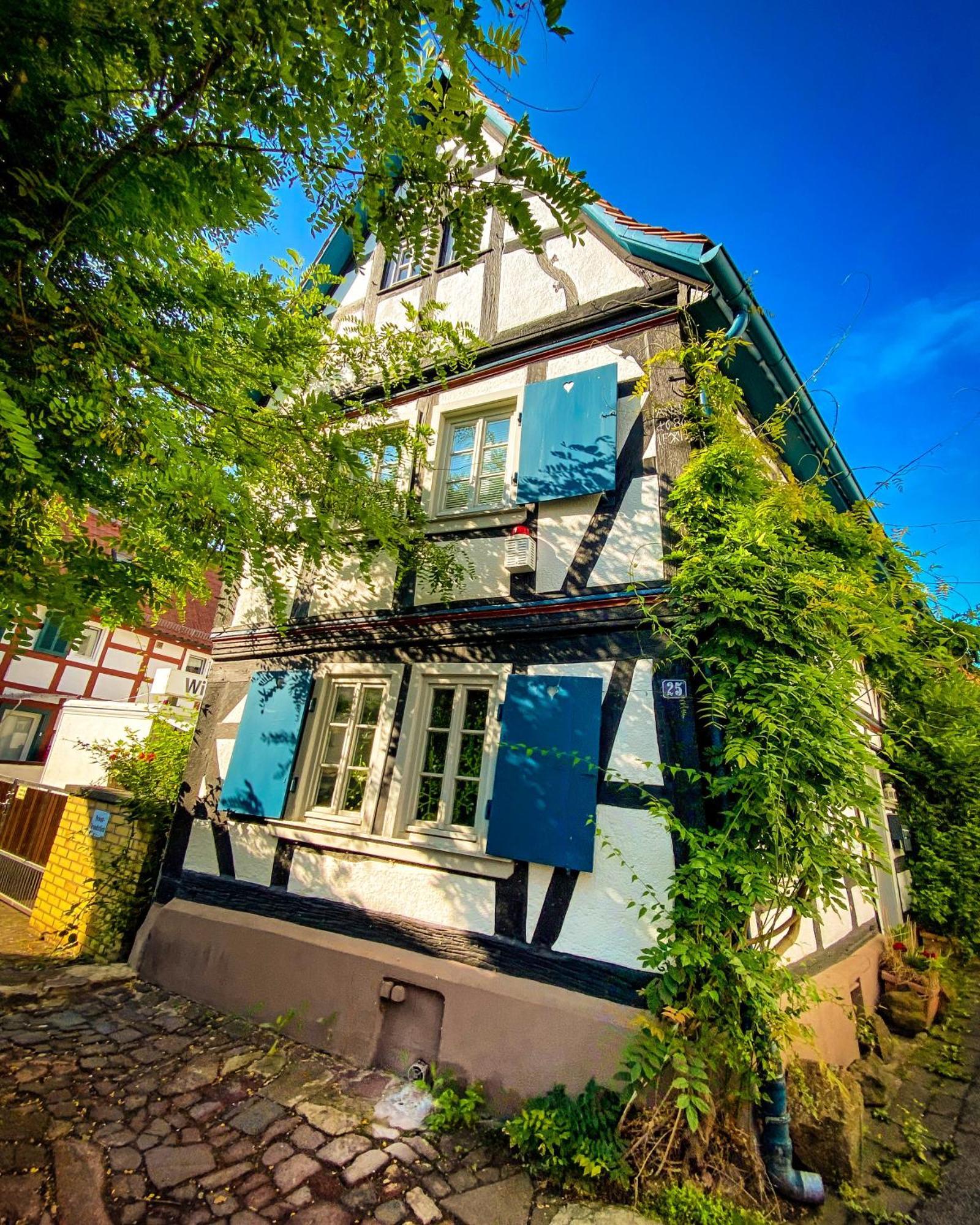 Hexenhaeuschen Dreieichenhain Buitenkant foto