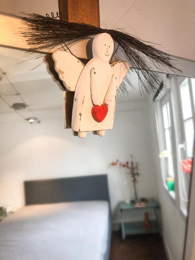 Hexenhaeuschen Dreieichenhain Buitenkant foto